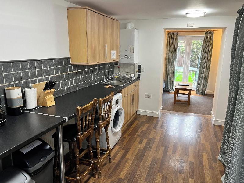 Glendower House Apartments image