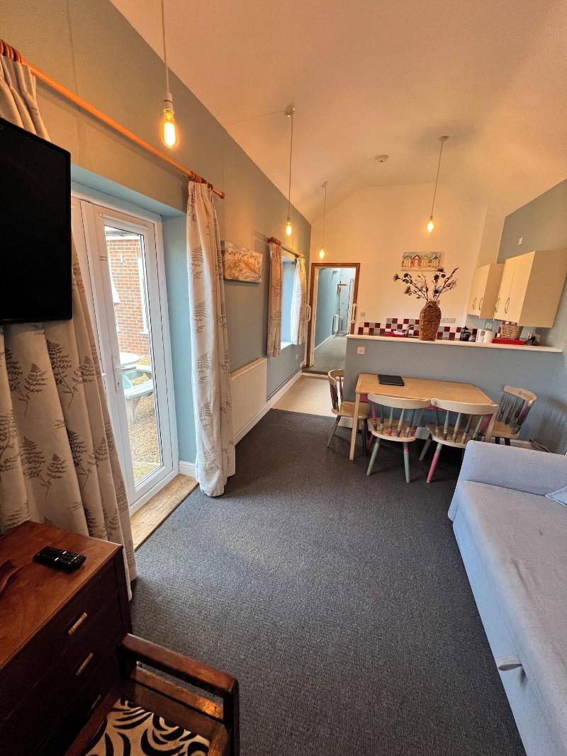 Glendower House Apartments image