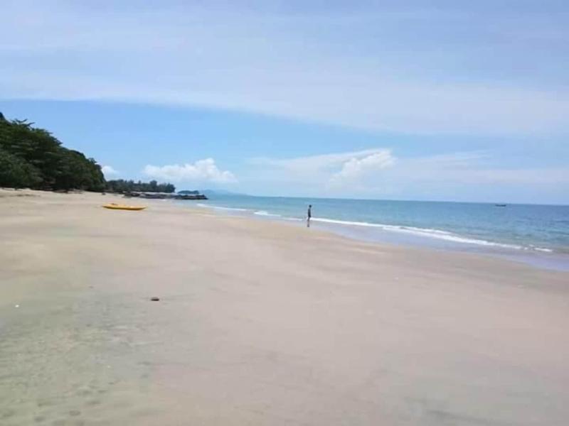Jungle Hill Beach Bungalow image