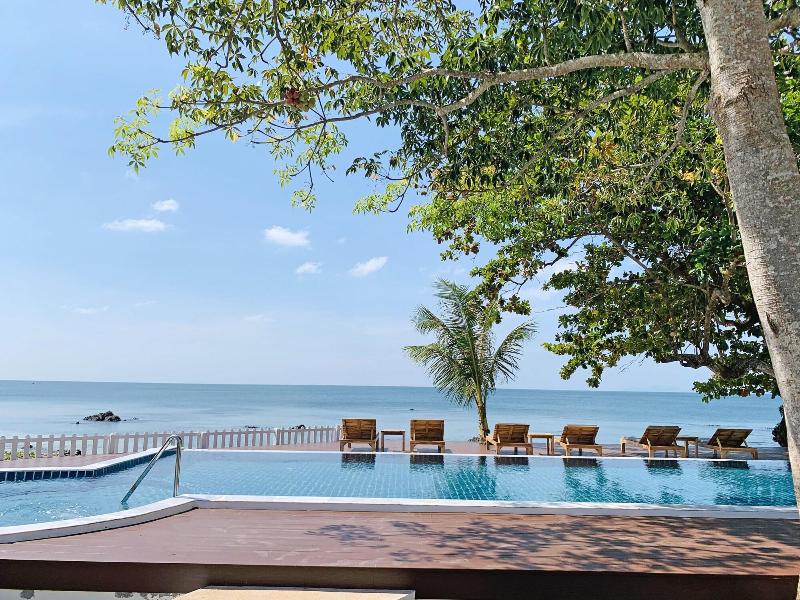 Horizon Beach Resort Koh Jum image