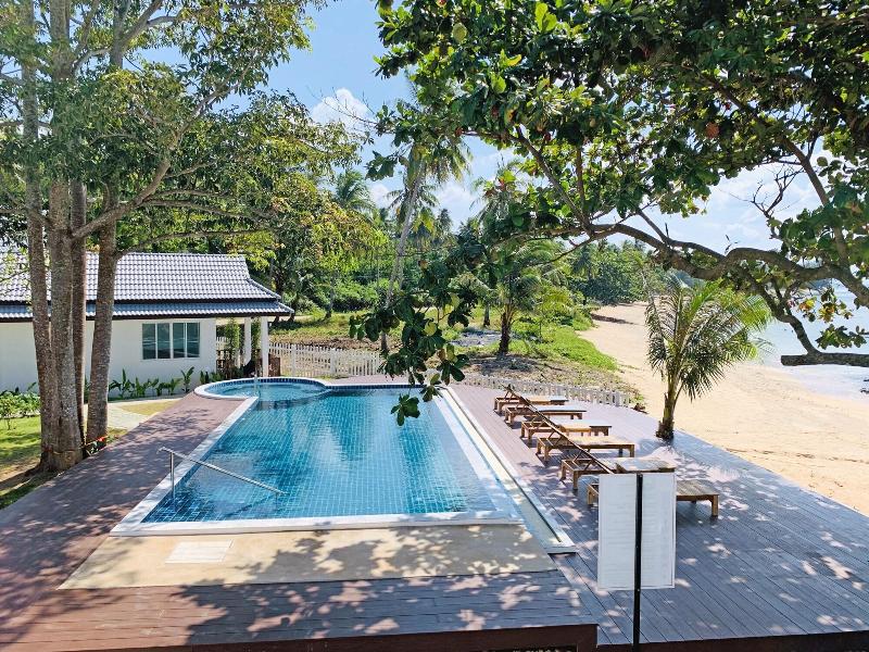 Horizon Beach Resort Koh Jum image