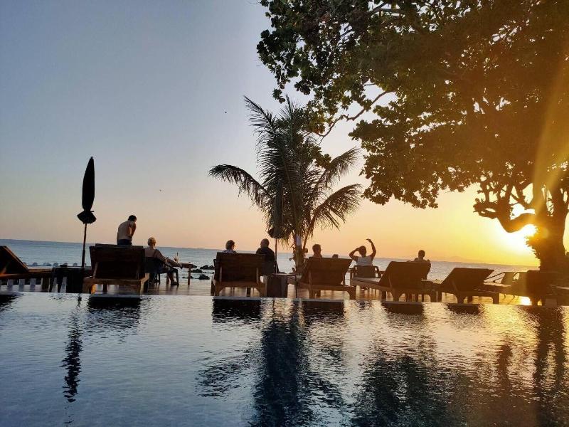 Horizon Beach Resort Koh Jum image