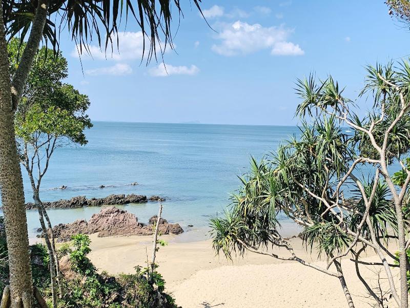 Horizon Beach Resort Koh Jum image