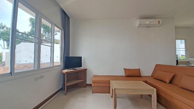 Horizon Beach Resort Koh Jum image