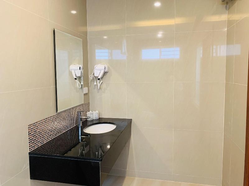 Horizon Beach Resort Koh Jum image