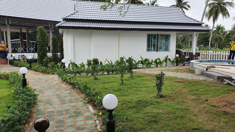 Horizon Beach Resort Koh Jum image