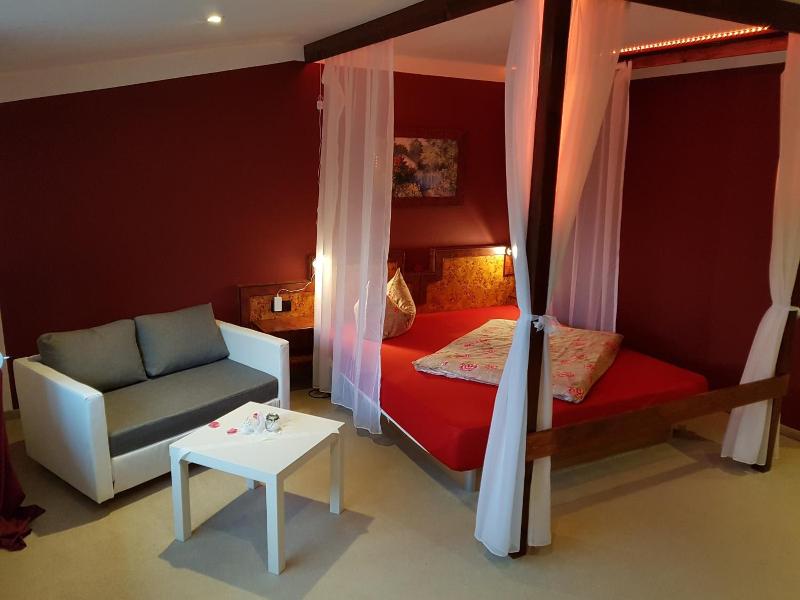 Landhotel Trampe image