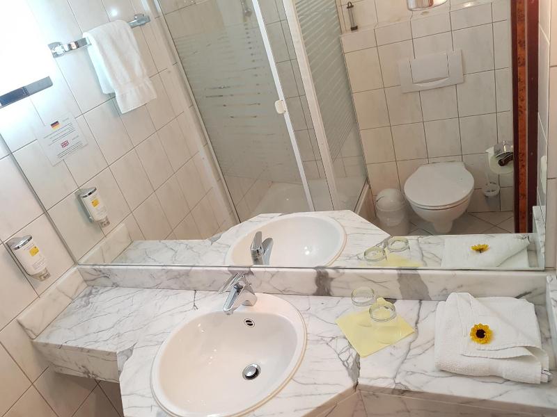 Landhotel Trampe image