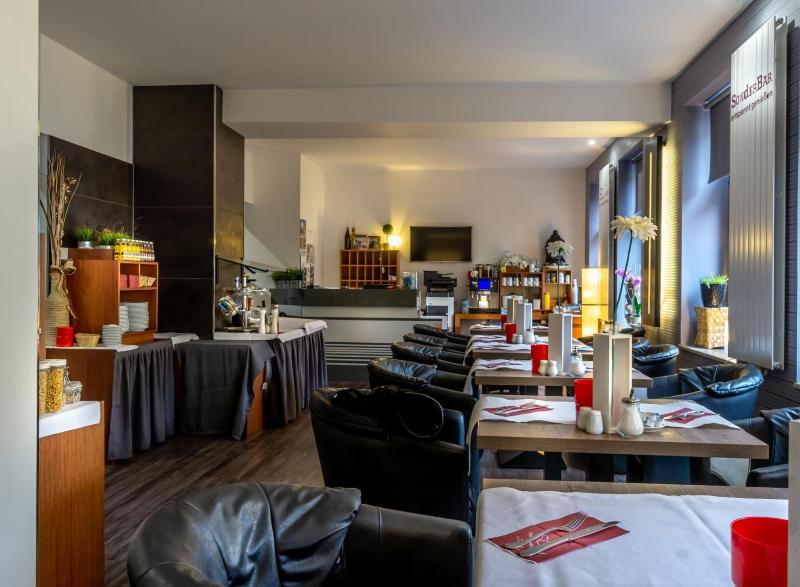 SL'otel - Das StadtHotel image