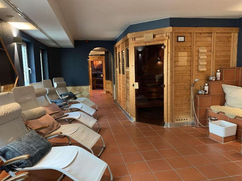 Seehotel Niedernberg - Das Dorf am See image
