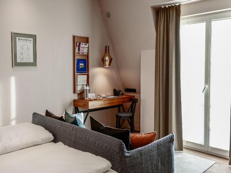 Seehotel Niedernberg - Das Dorf am See image