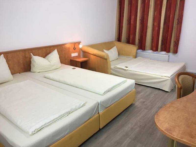 Main Kinzig Hotel Am Limes image