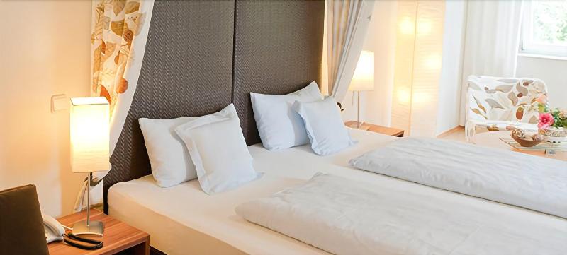 Hotelpension Vitalis image
