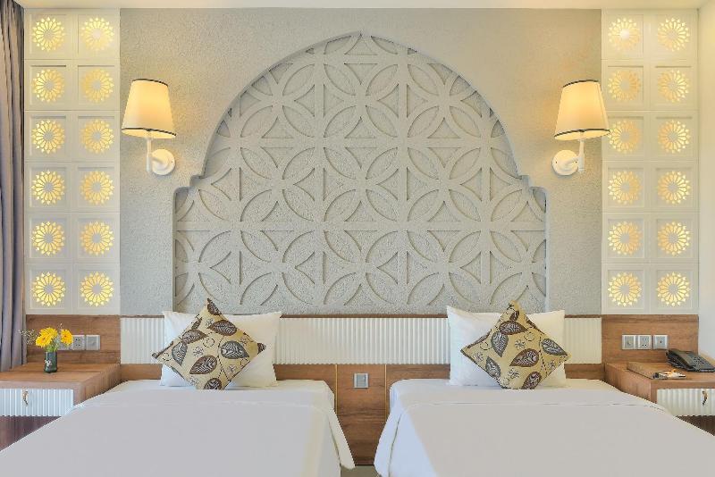 My Son Heritage Resort And Spa image