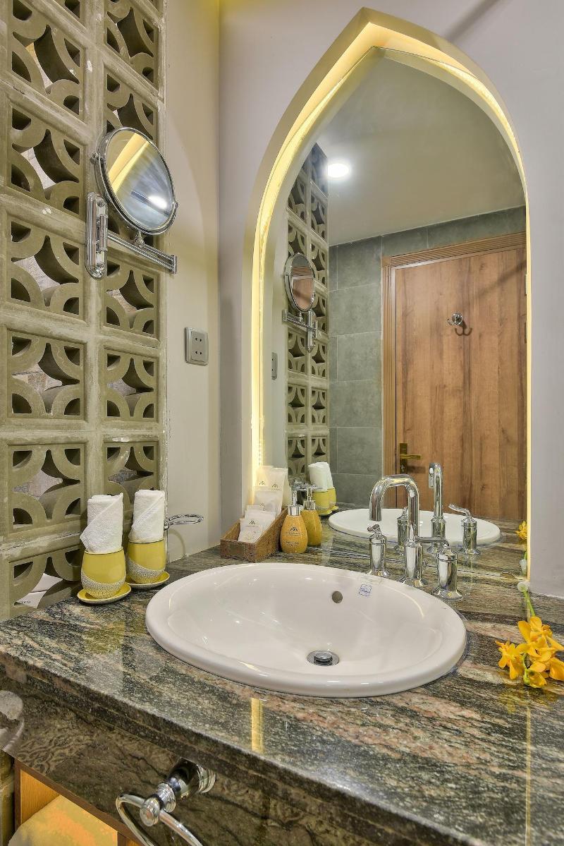 My Son Heritage Resort And Spa image