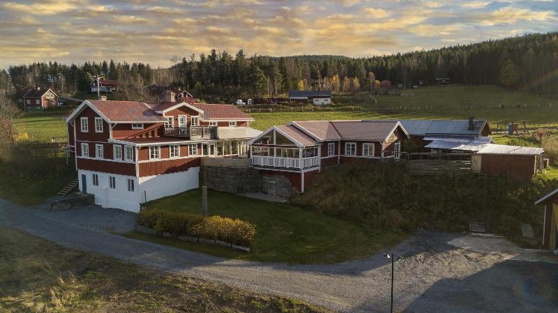 Chinova Mötesgård