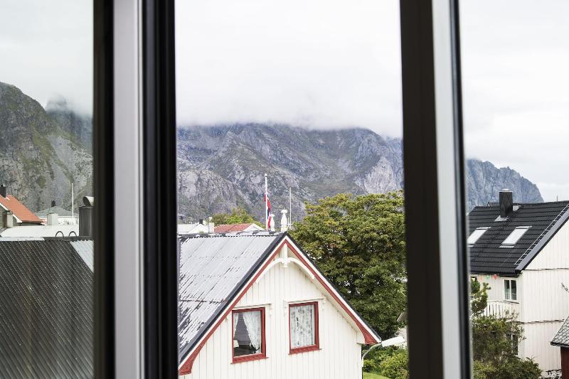 Trevarefabrikken image