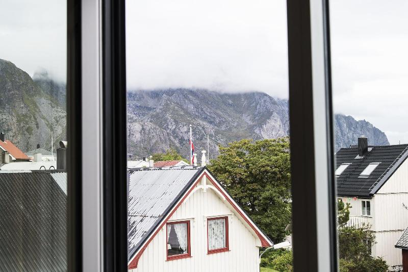 Trevarefabrikken image