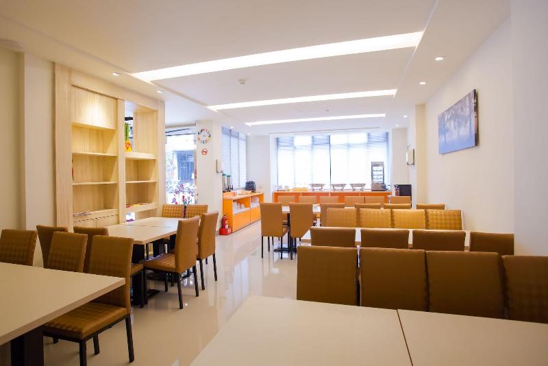 Yung An Business Hotel image