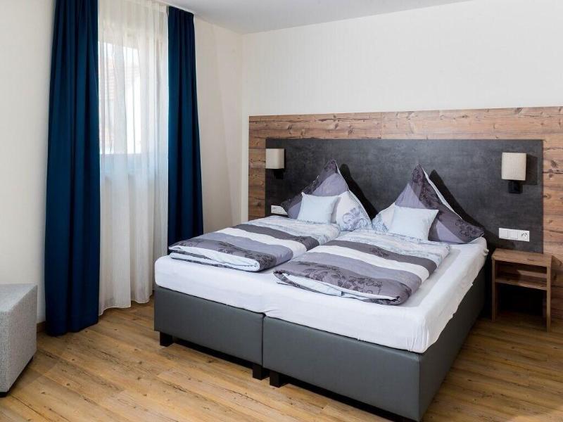 Landhotel Zum Adler image