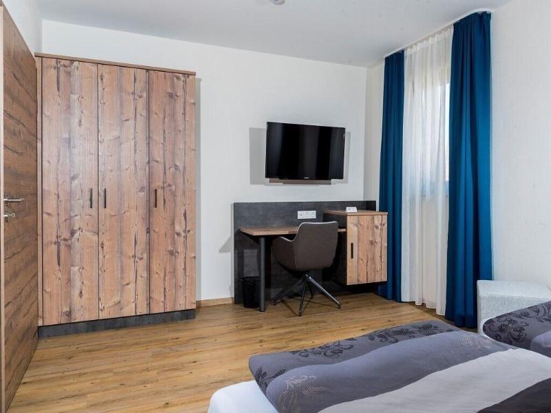 Landhotel Zum Adler image