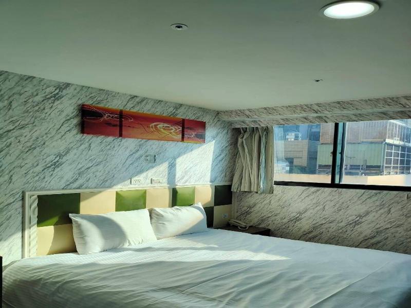 Elim Hotel image