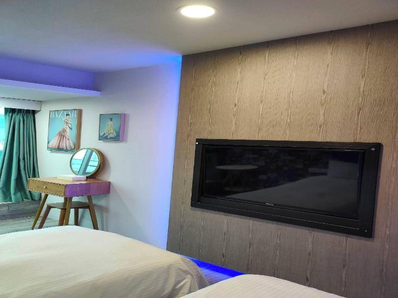 Elim Hotel image
