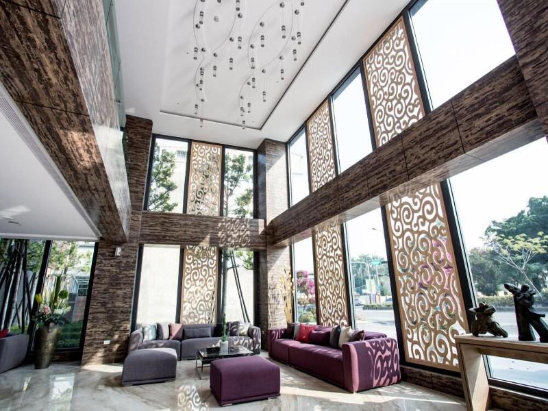 Imperial Dynasty Exquisite Hotel image