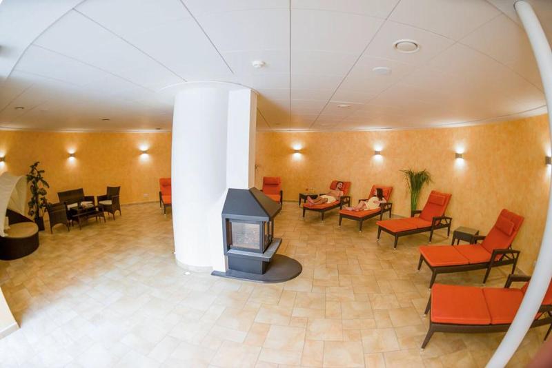 Landhotel Aschenbrenner image