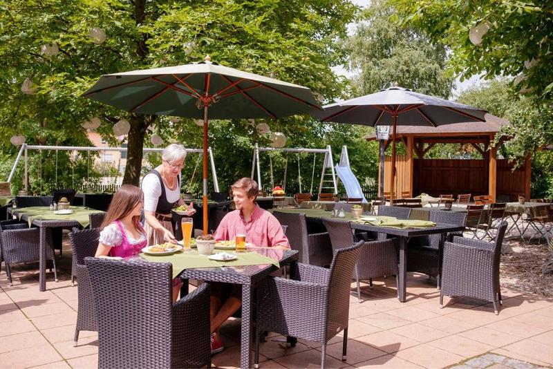 Landhotel Aschenbrenner image