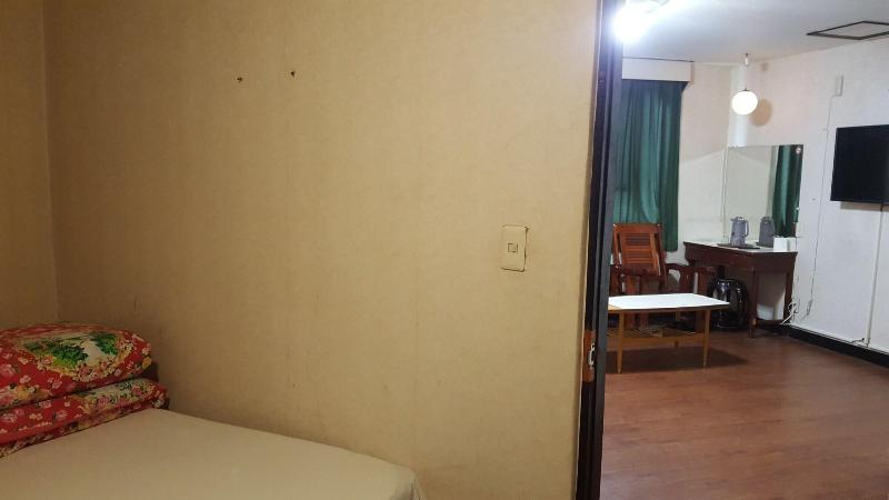 Ta Li Wu Hotel image