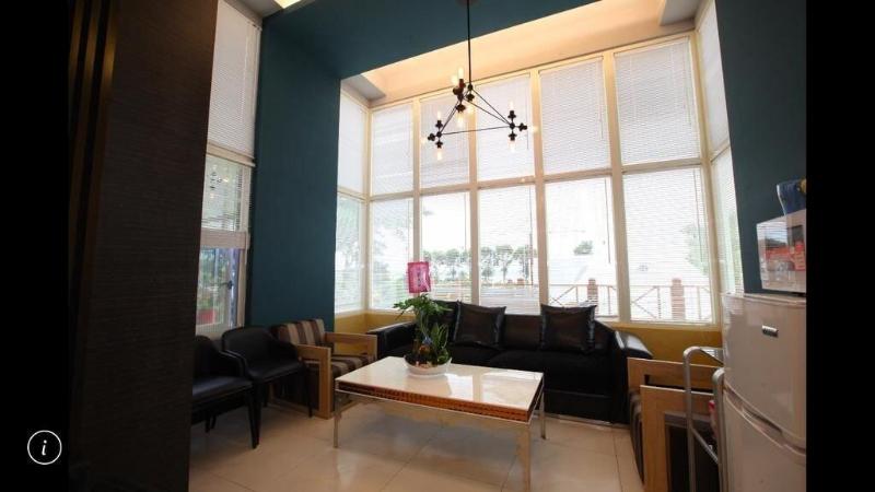 Look Villa image