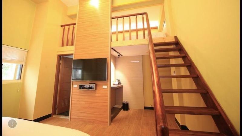Look Villa image