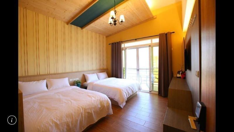 Look Villa image
