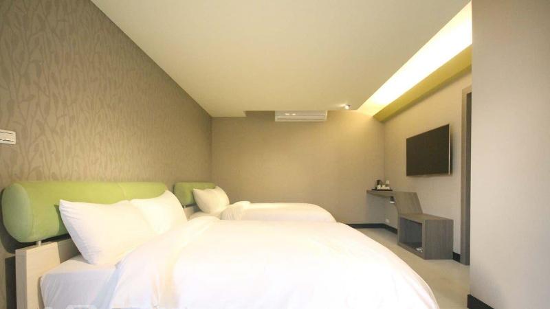 Look Villa image