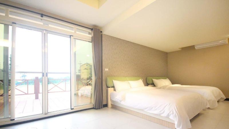 Look Villa image