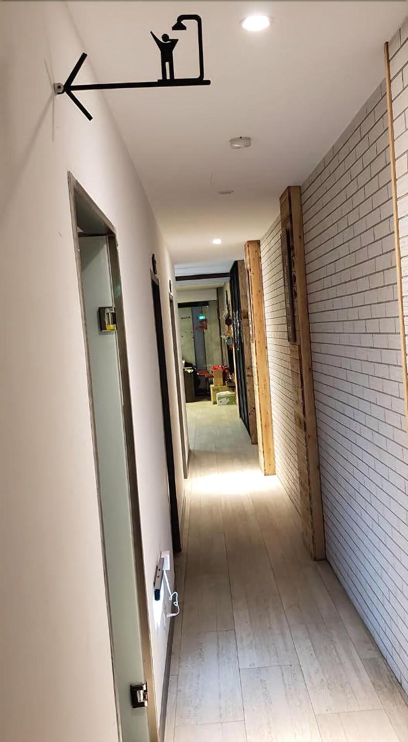 Chinya House image