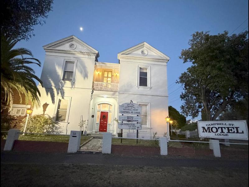 Campbell St Lodge image