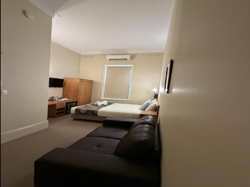 Campbell St Lodge image