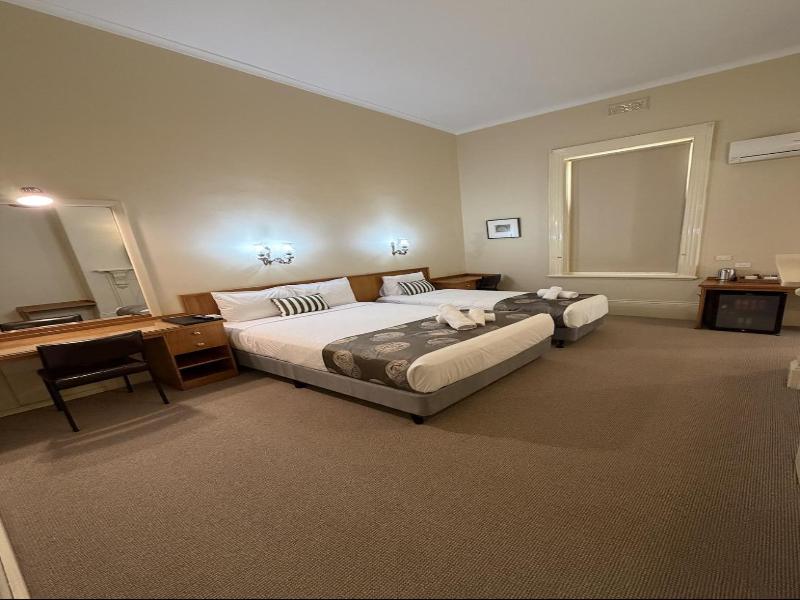 Campbell St Lodge image