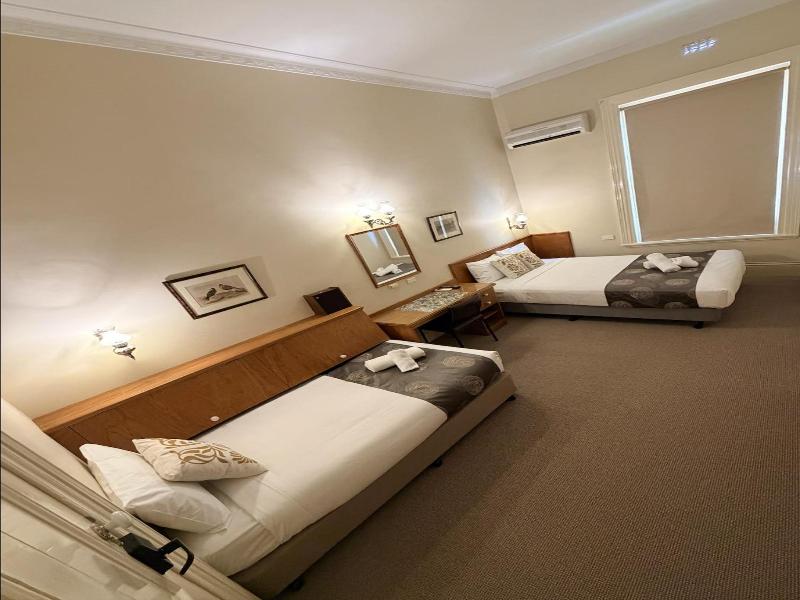 Campbell St Lodge image