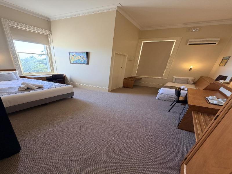 Campbell St Lodge image