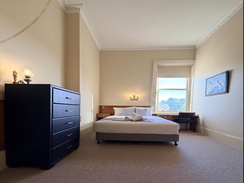 Campbell St Lodge image