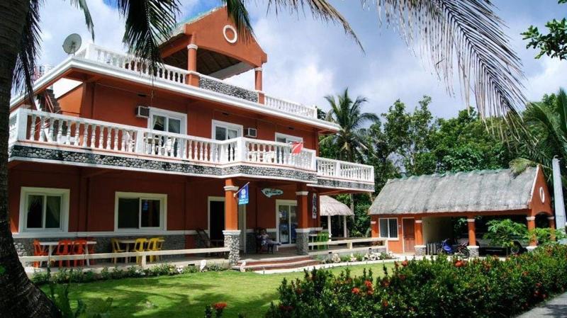 Dive Batanes Lodge And Restaurant image