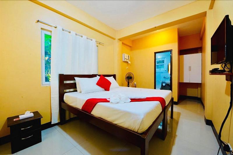 Dive Batanes Lodge And Restaurant image