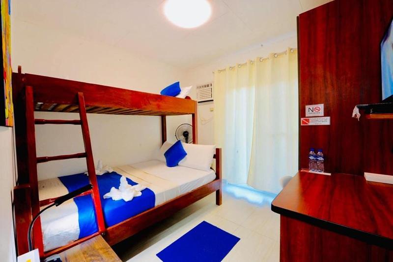 Dive Batanes Lodge And Restaurant image
