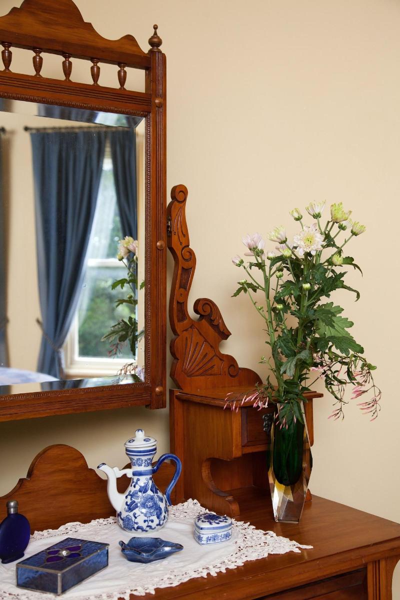Tairoa Lodge & Cottage image 10