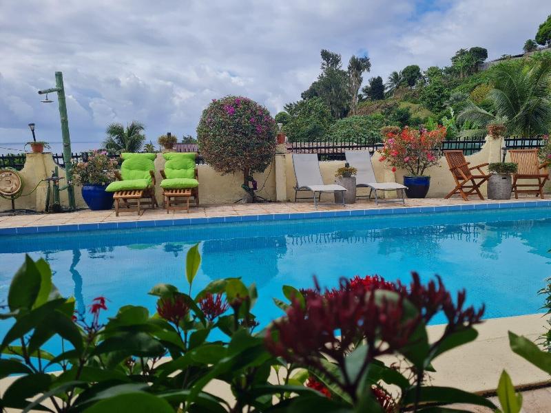 Mahina's Lodge image