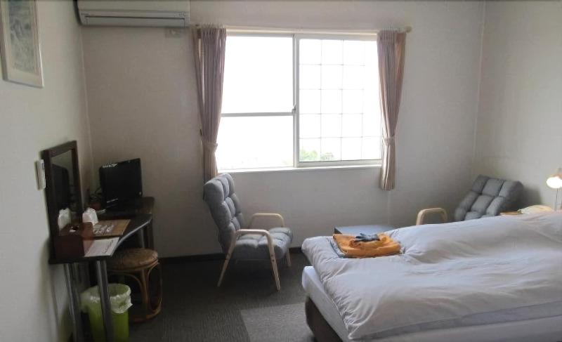 Petit Hotel Southern Most image