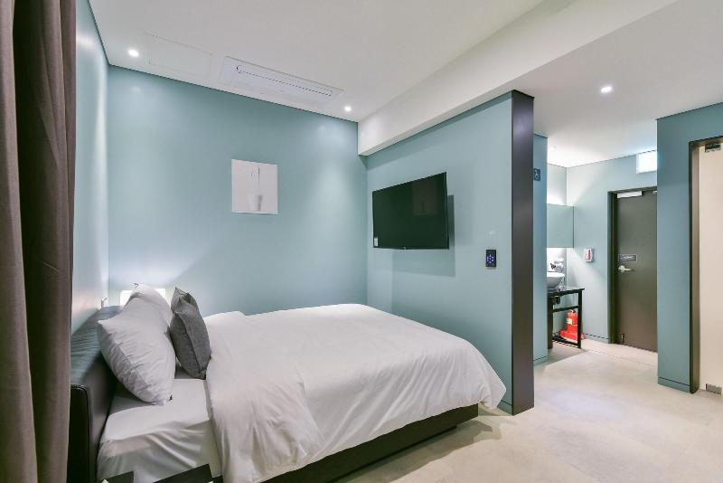 Nine Hotel — photo 2